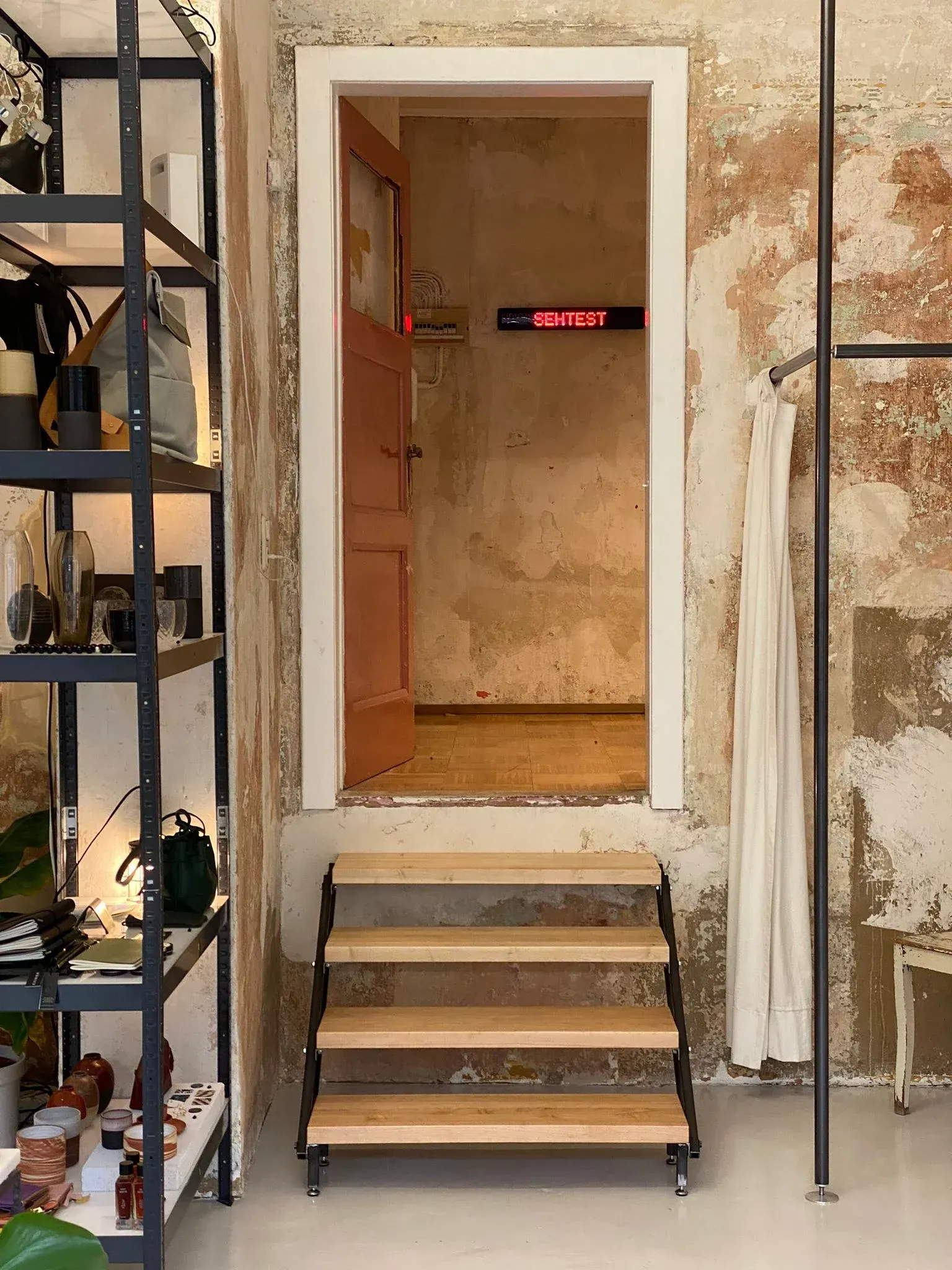 Treppe Hier Store