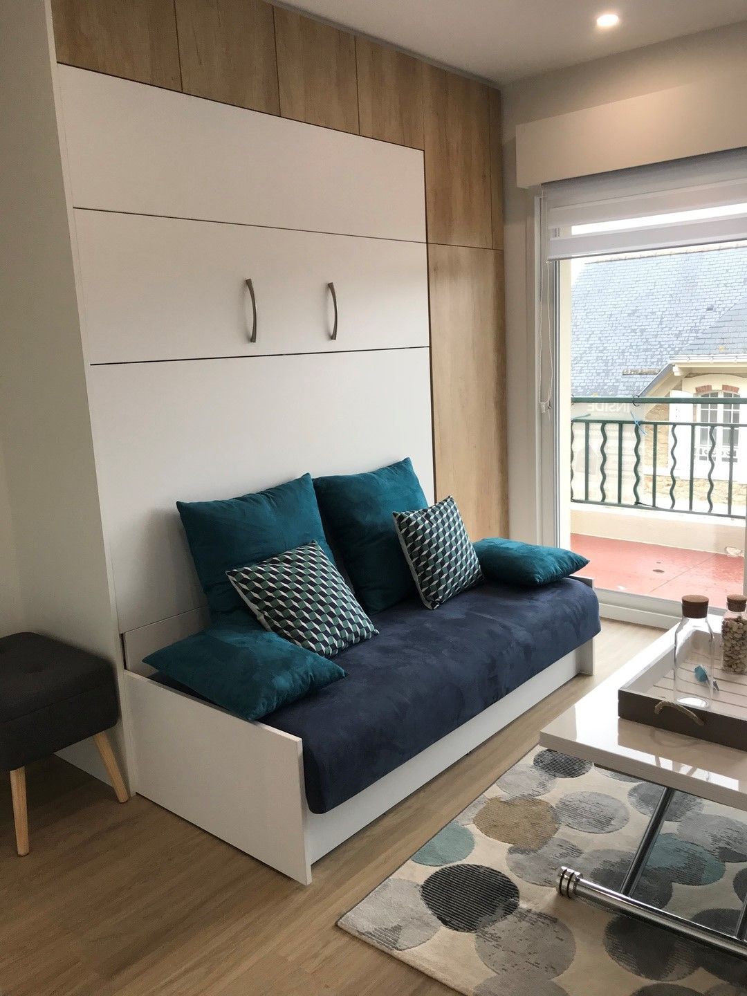 Canapé avec lit encastré