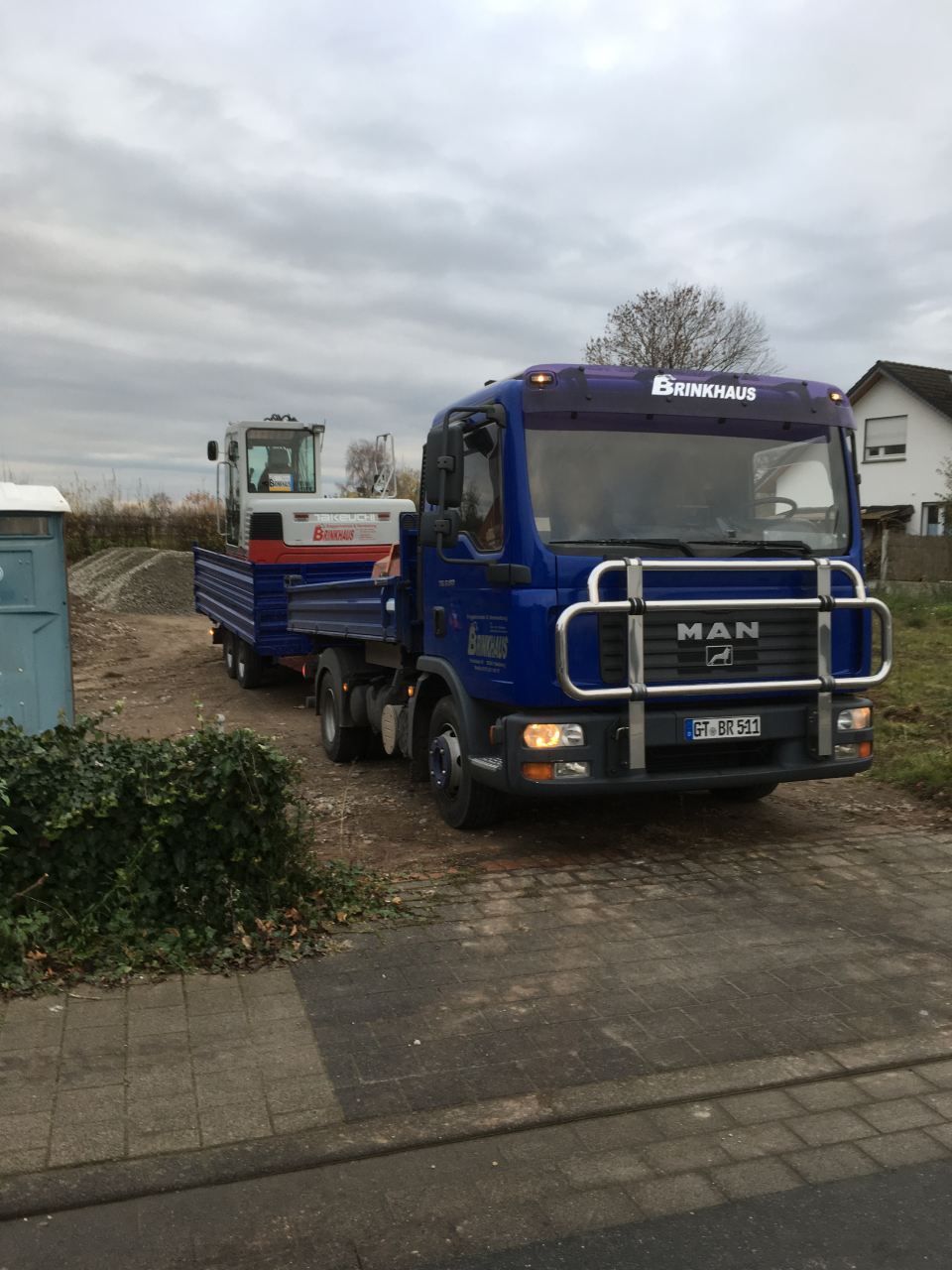 Baufahrzeug von Brinkhaus Baggerbetrieb & Vermietung