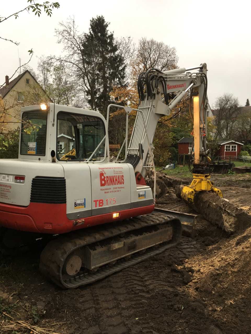 Bagger von Brinkhaus Baggerbetrieb & Vermietung