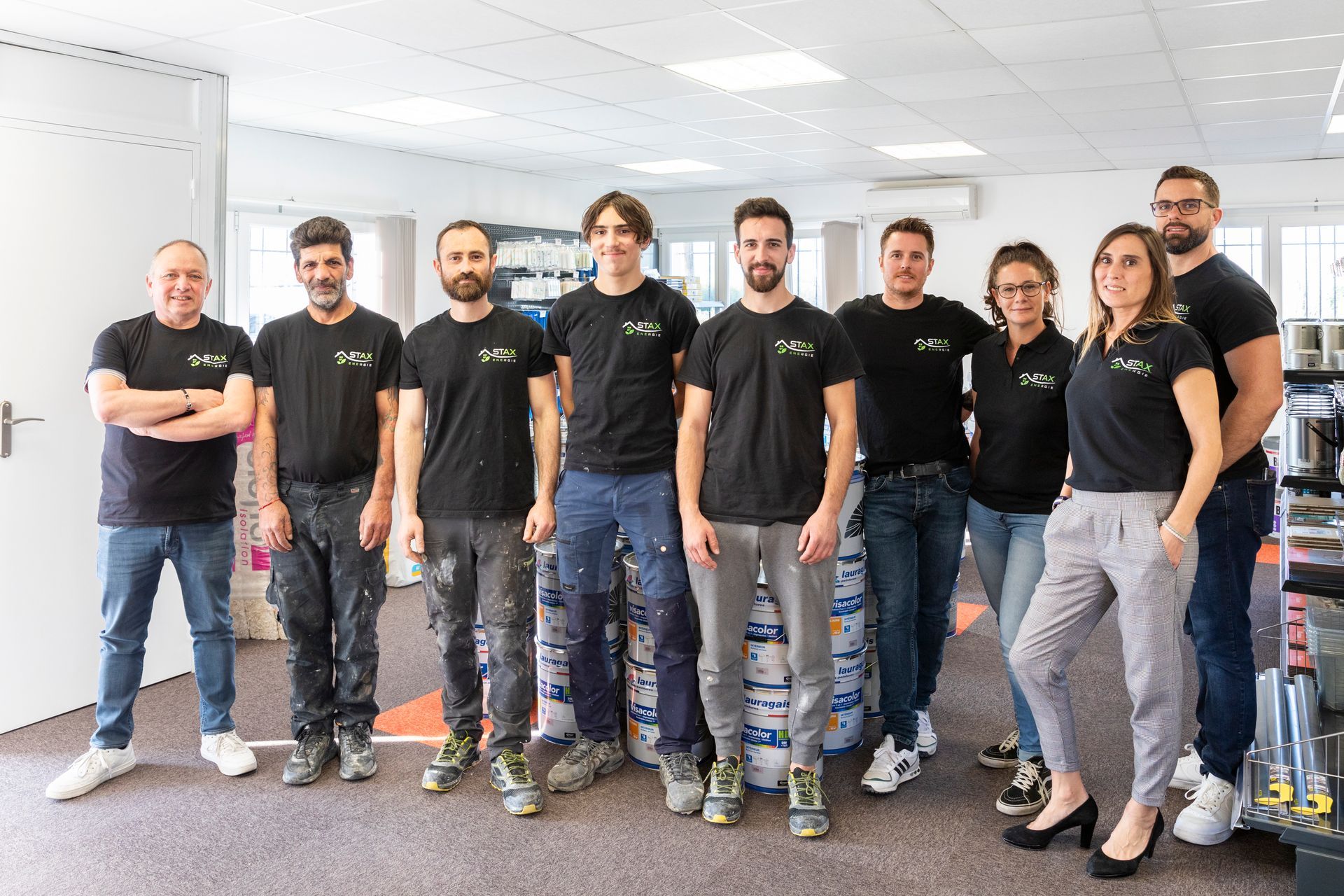 Toit plat repeint avec une peinture blanche antiréflection 