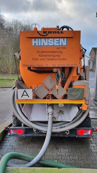 Spezialfahrzeug für Grubenentleerung