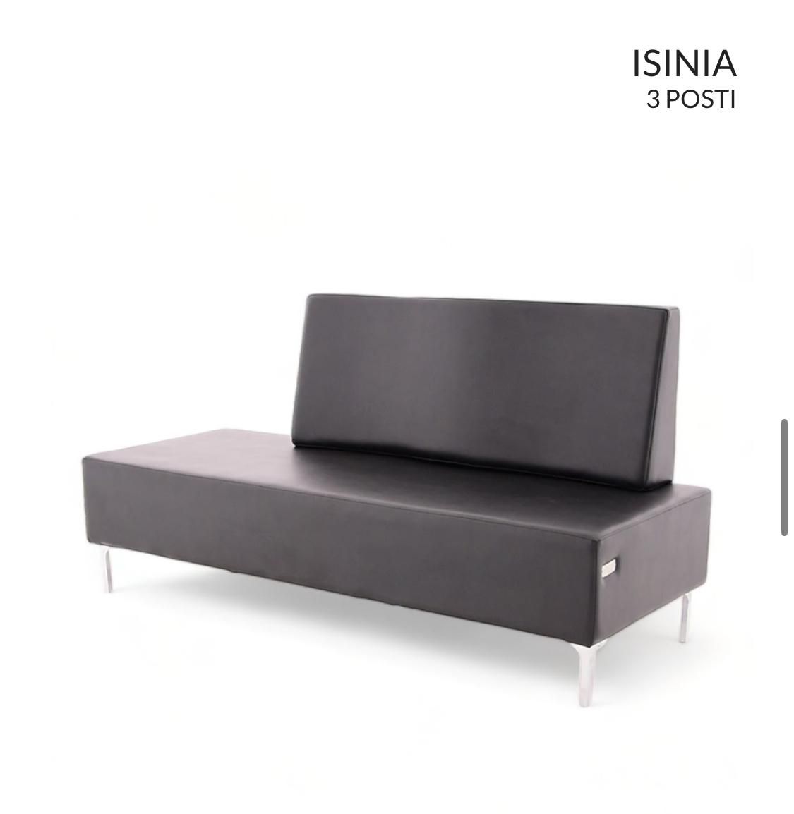 Un sofá negro con la palabra isania escrita en él