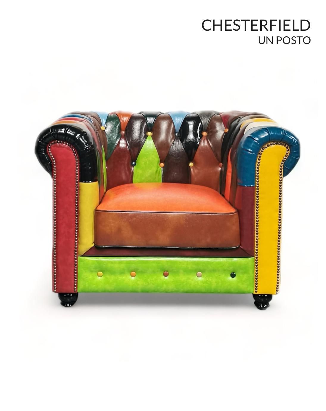 Una colorida silla Chesterfield sobre un fondo blanco