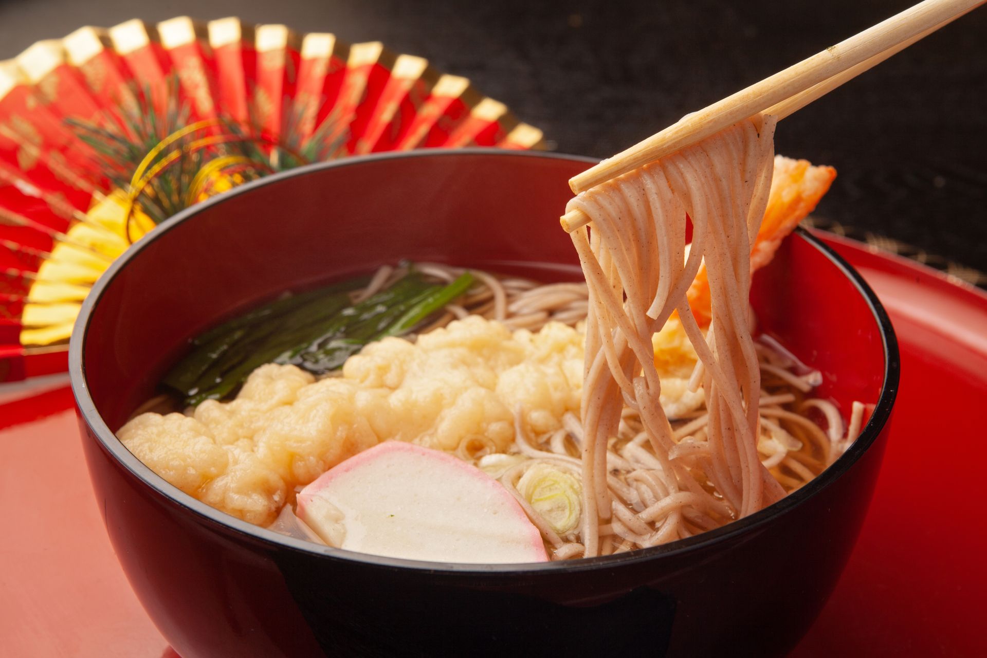 Nouilles soba et crevettes