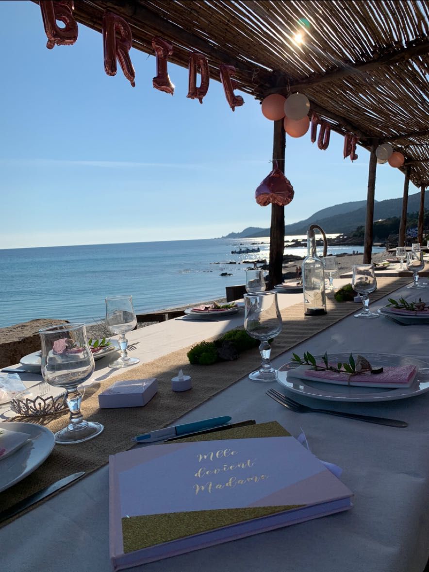 Repas de mariage avec vue sur mer