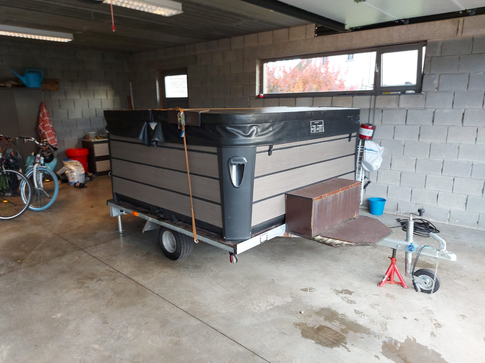 Jacuzzi klaar voor vervoer