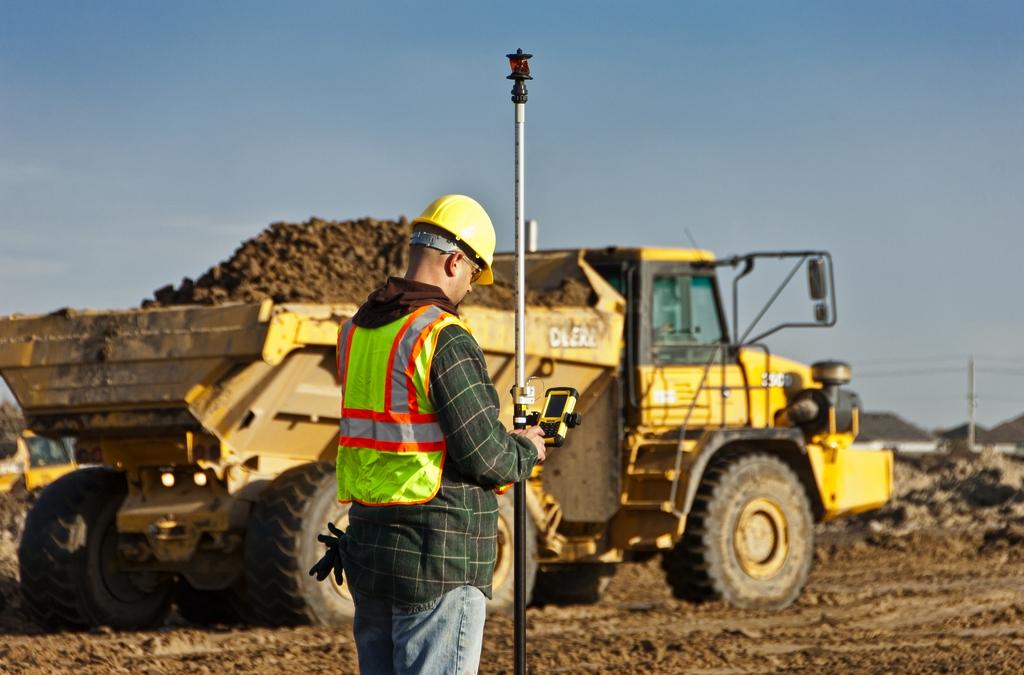 Implantation terrassement avec iCON Leica