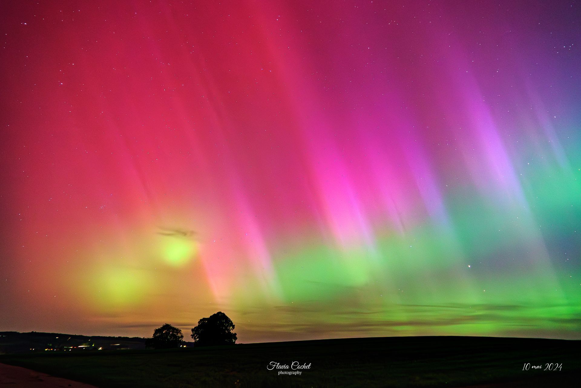 astrophoto aurores boréales vues depuis le sol de suisse romande