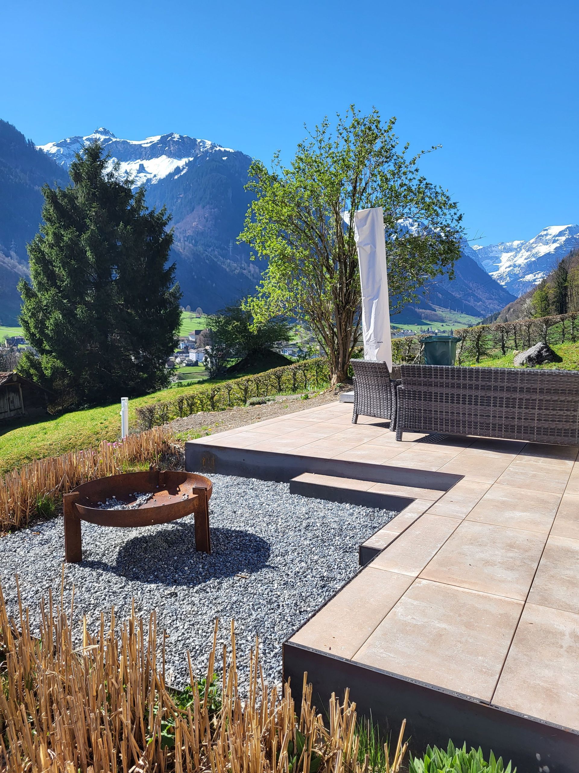 plattenbeläge und cheminéebau - rauner ag - netstal glarus