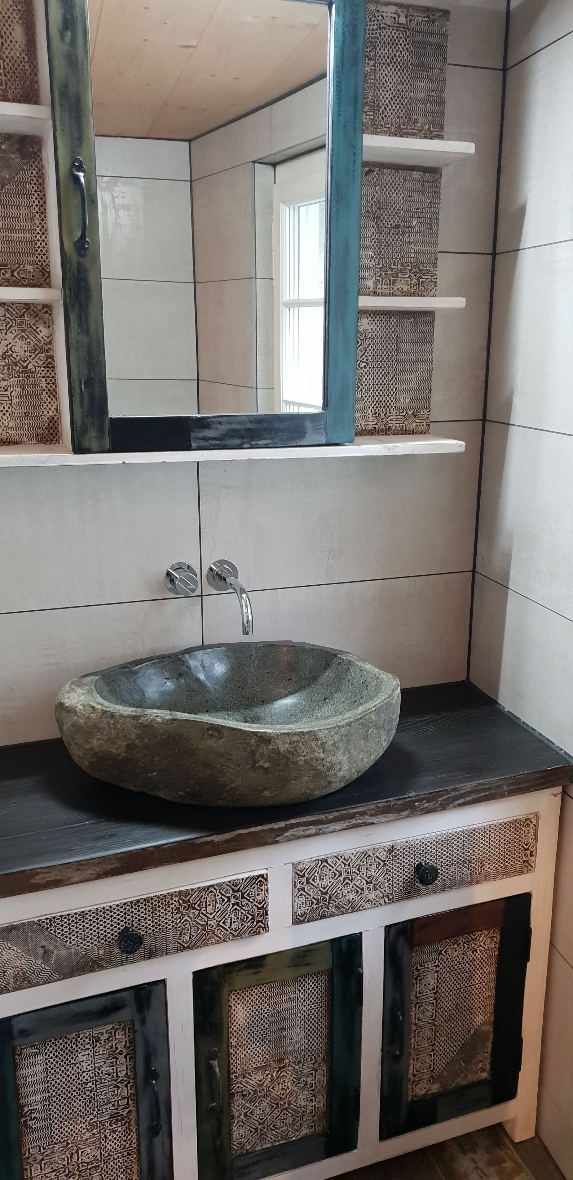 Rauner AG Plattenbeläge + Cheminéebau