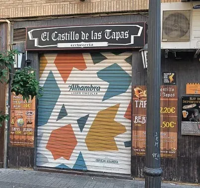 Restaurante de tapas españolas cerrado