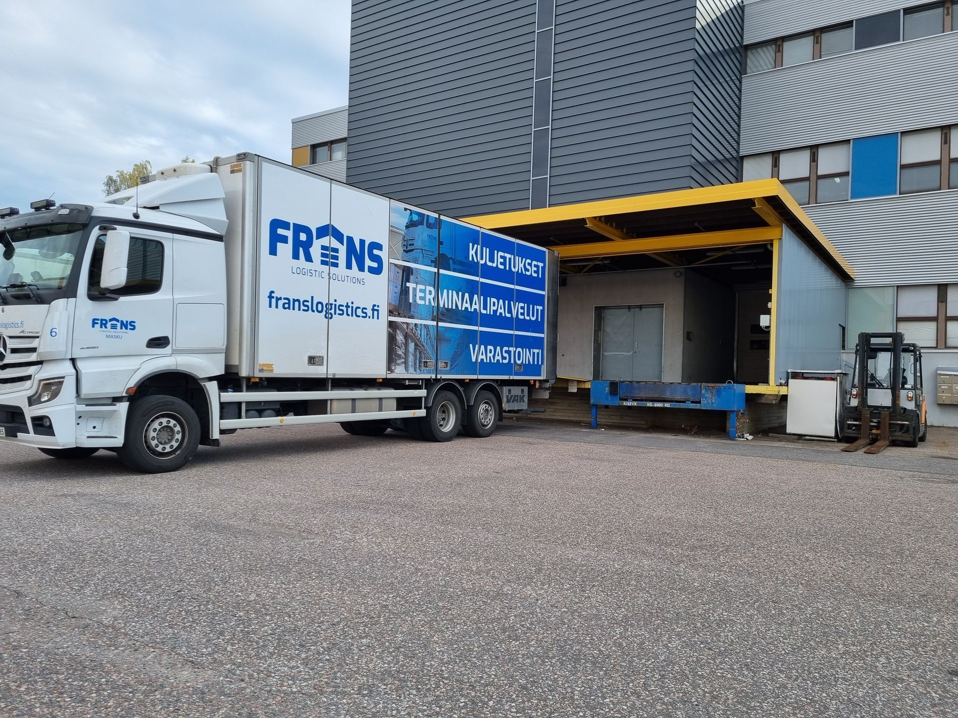 Frans Logistic Solutions Oy:n terminaalit sijaitsevat helppojen kulkuyhteyksien äärellä.