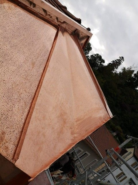 Terrier & Strahm Sàrl - Couverture, ferblanterie, entretien, réparation de toit