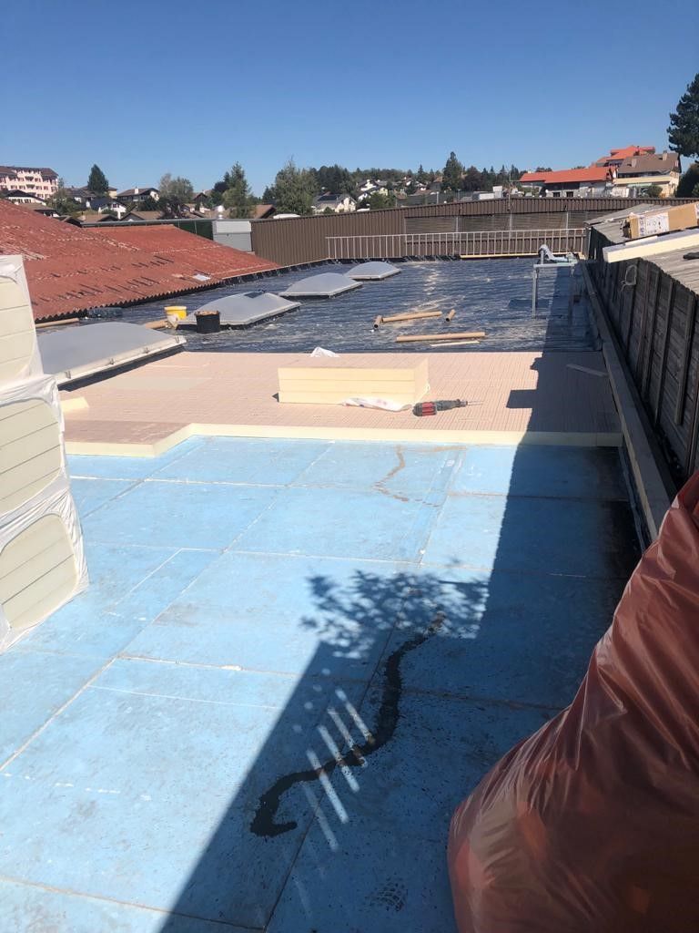 Terrier & Strahm Sàrl - Couverture, ferblanterie, entretien, réparation de toit