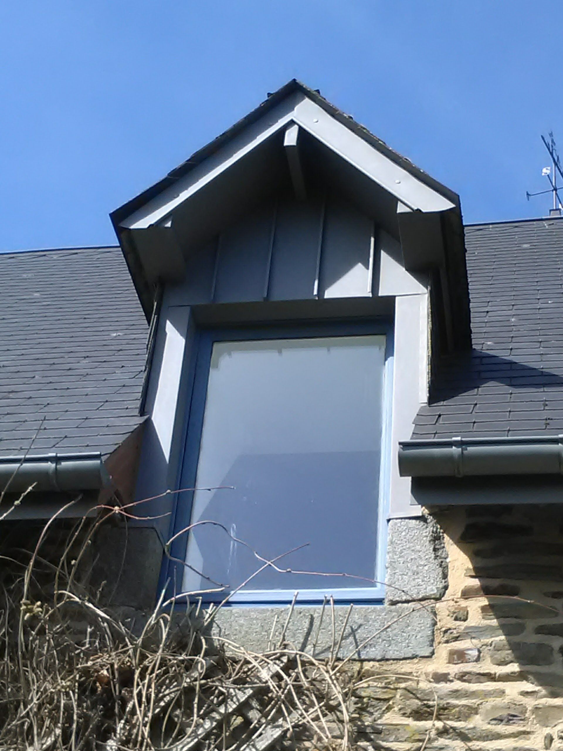 Installation de fenêtre de toit