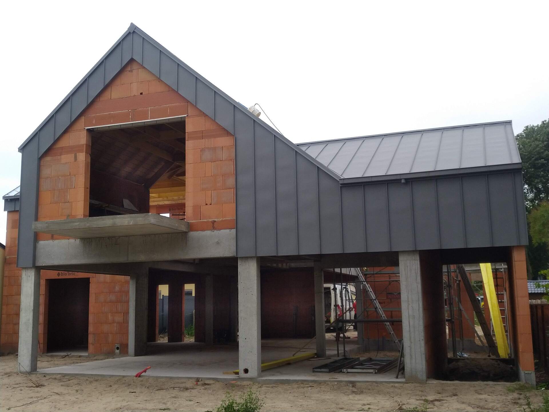 Toiture en ardoise synthétique