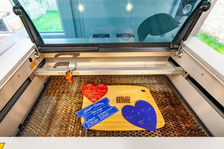 Machine de découpe laser ouverte