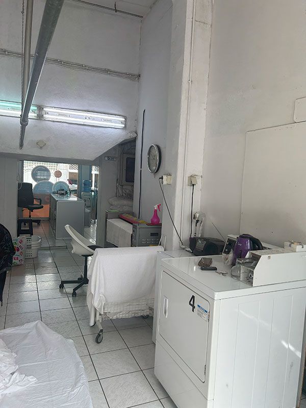 Πλυντήρια - Στεγνωτήρια Clever Wash Σερίφου 49