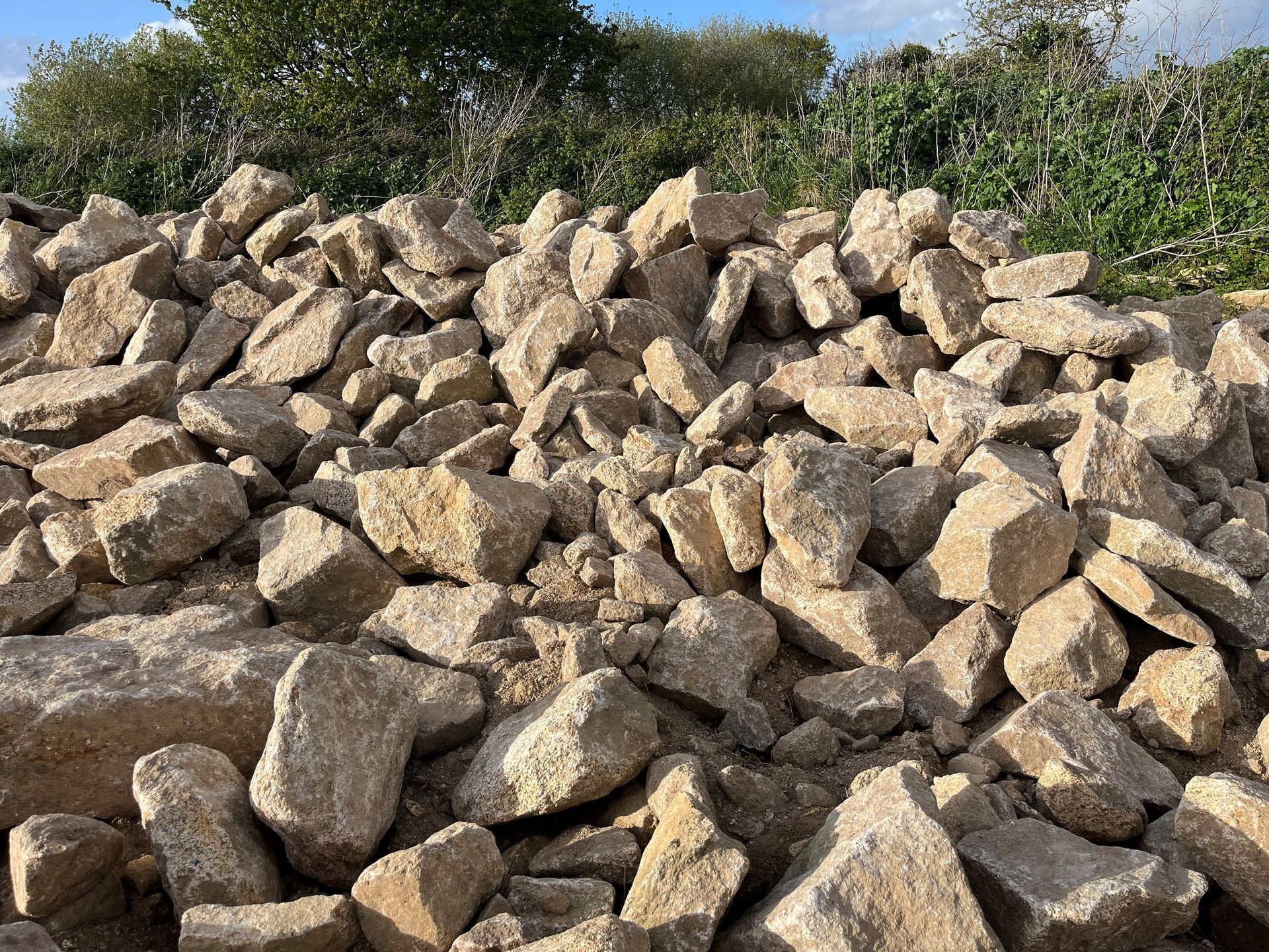 Roches en granite pour aménagement extérieur Finistère