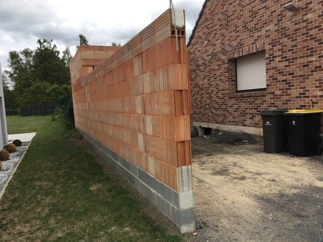 Construction d'un mur extérieur