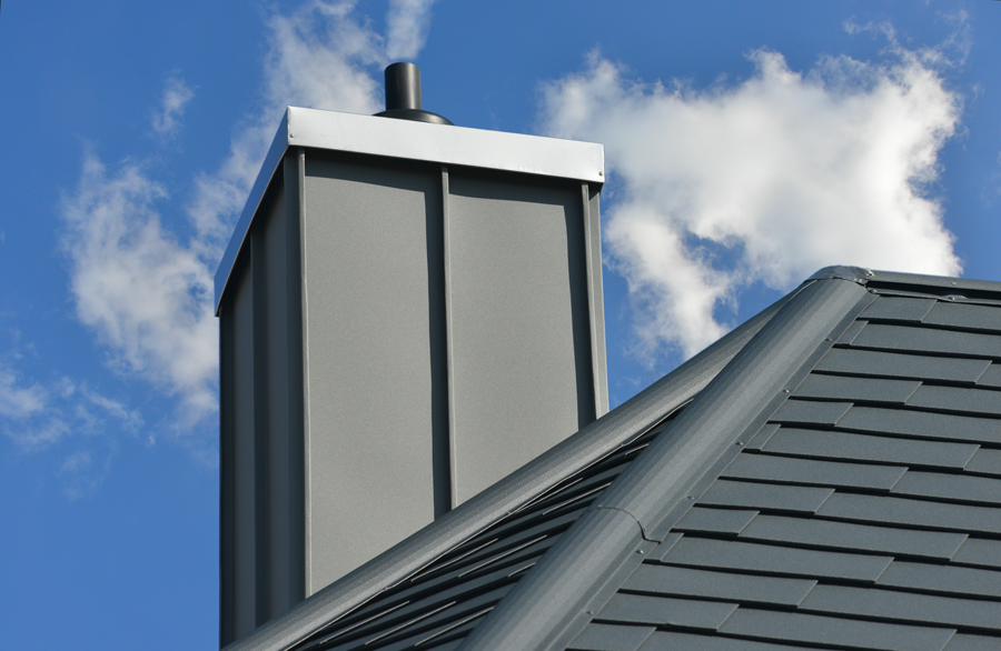 Dispositif de désenfumage sur un toit