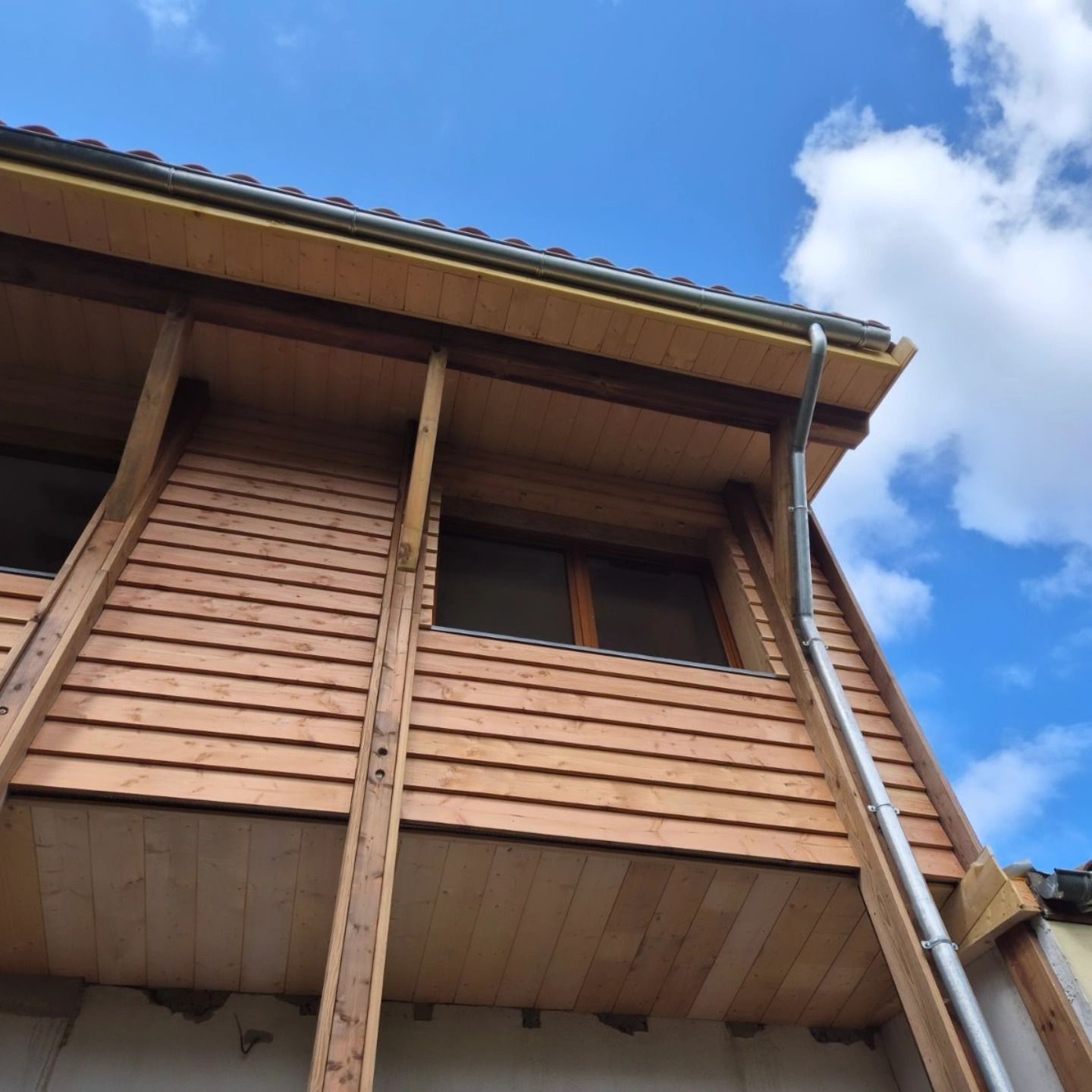 Surélévation d'une maison pour offrir un étage supplémentaire