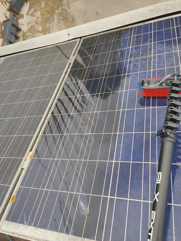 Glasreinigung für Fenster, Vitrinen und Wintergärten