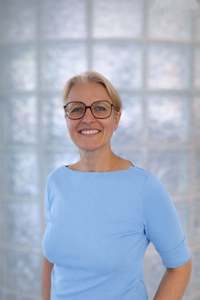 Dr. Julia Seidel