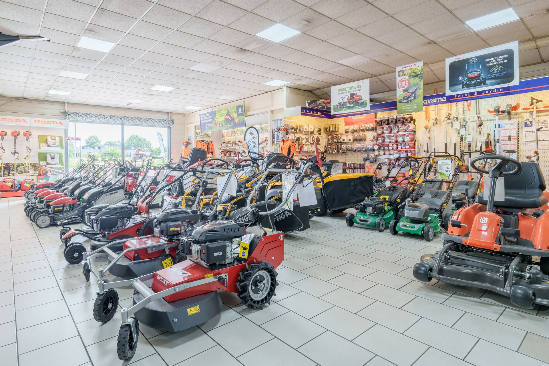 Tondeuses de différents types