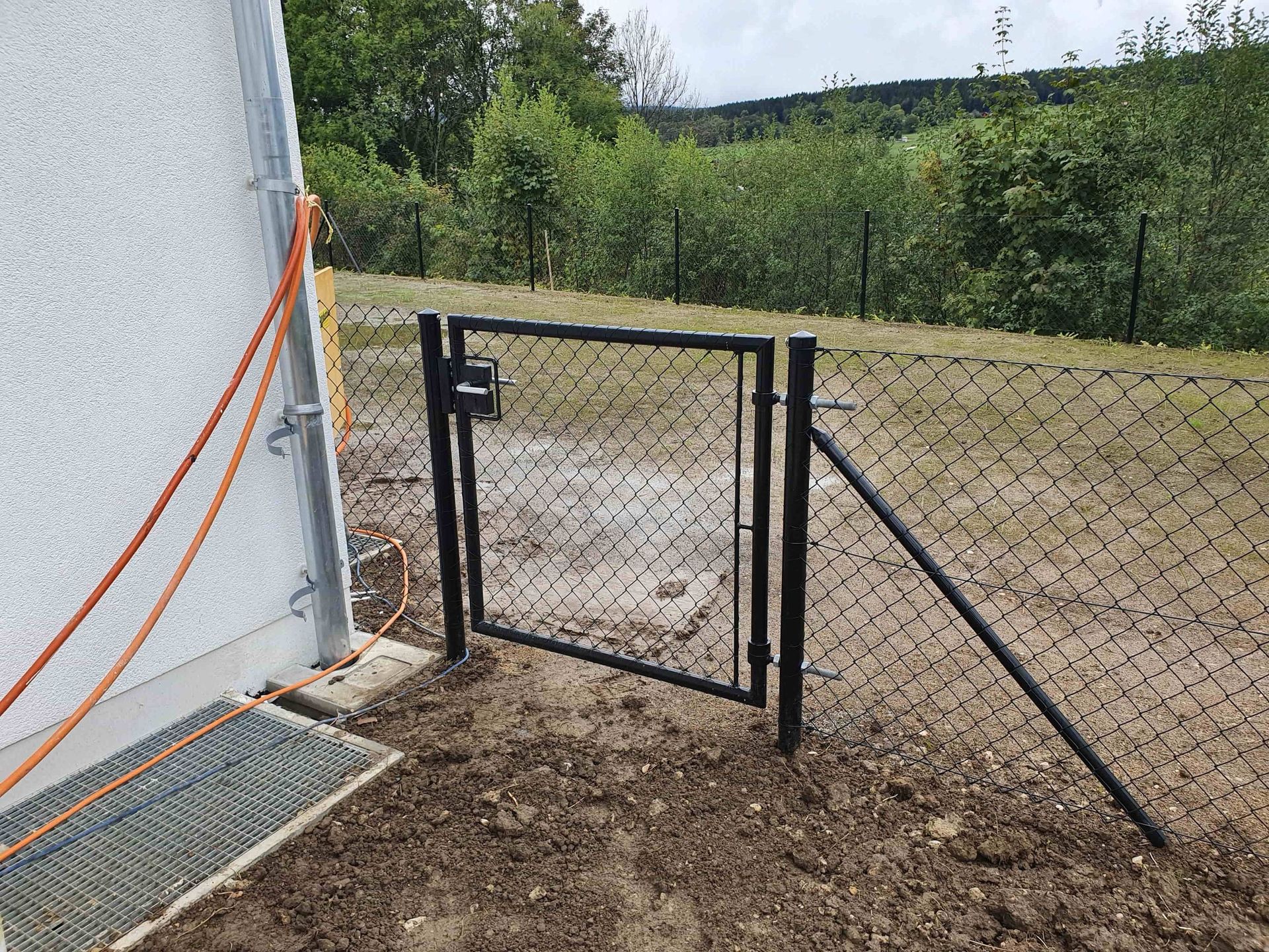 Pose de gazon - entretien de gazon - J.R. Polyvalent Sàrl