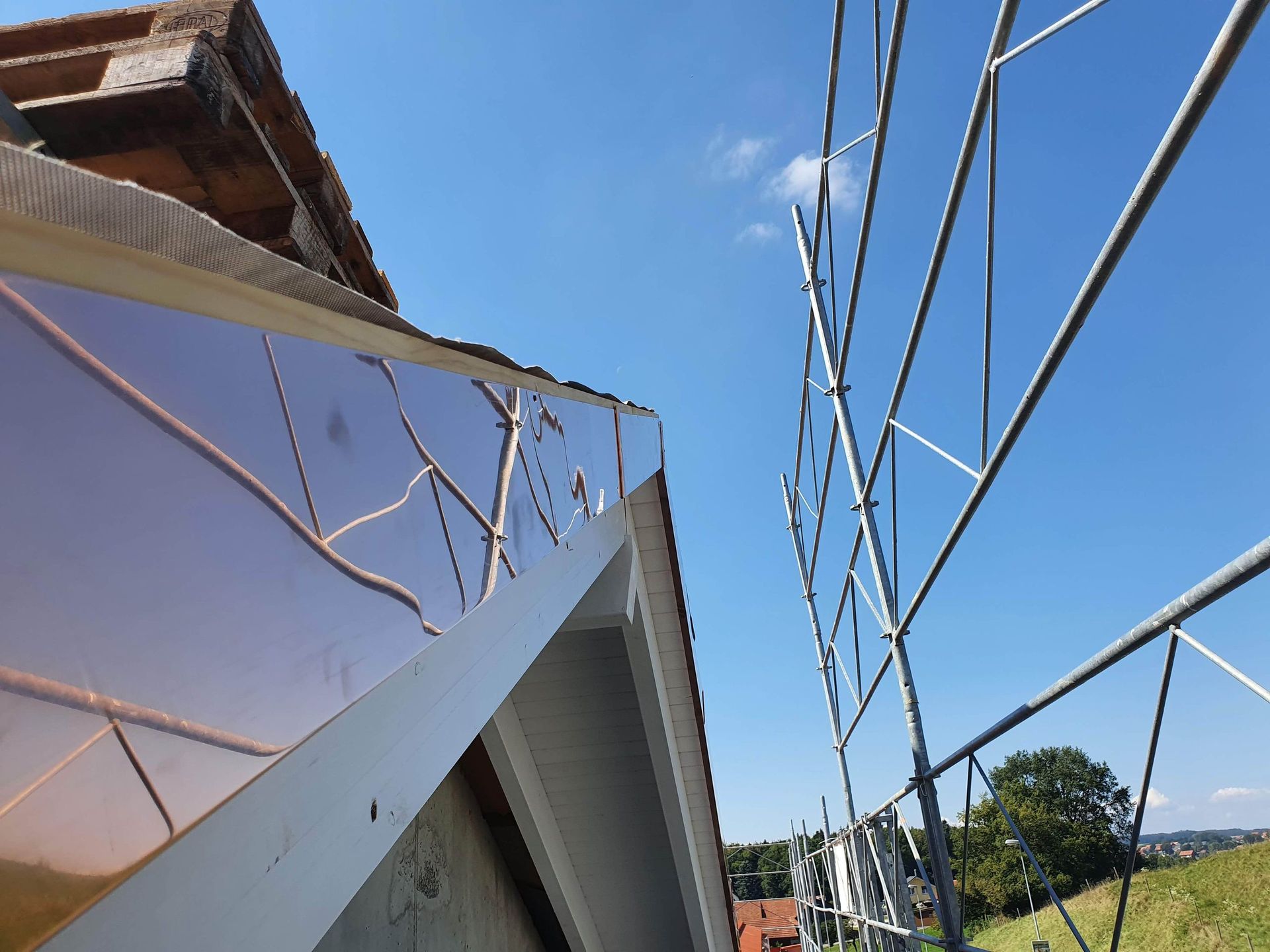 Couverture de toiture - J.R. Polyvalent Sàrl