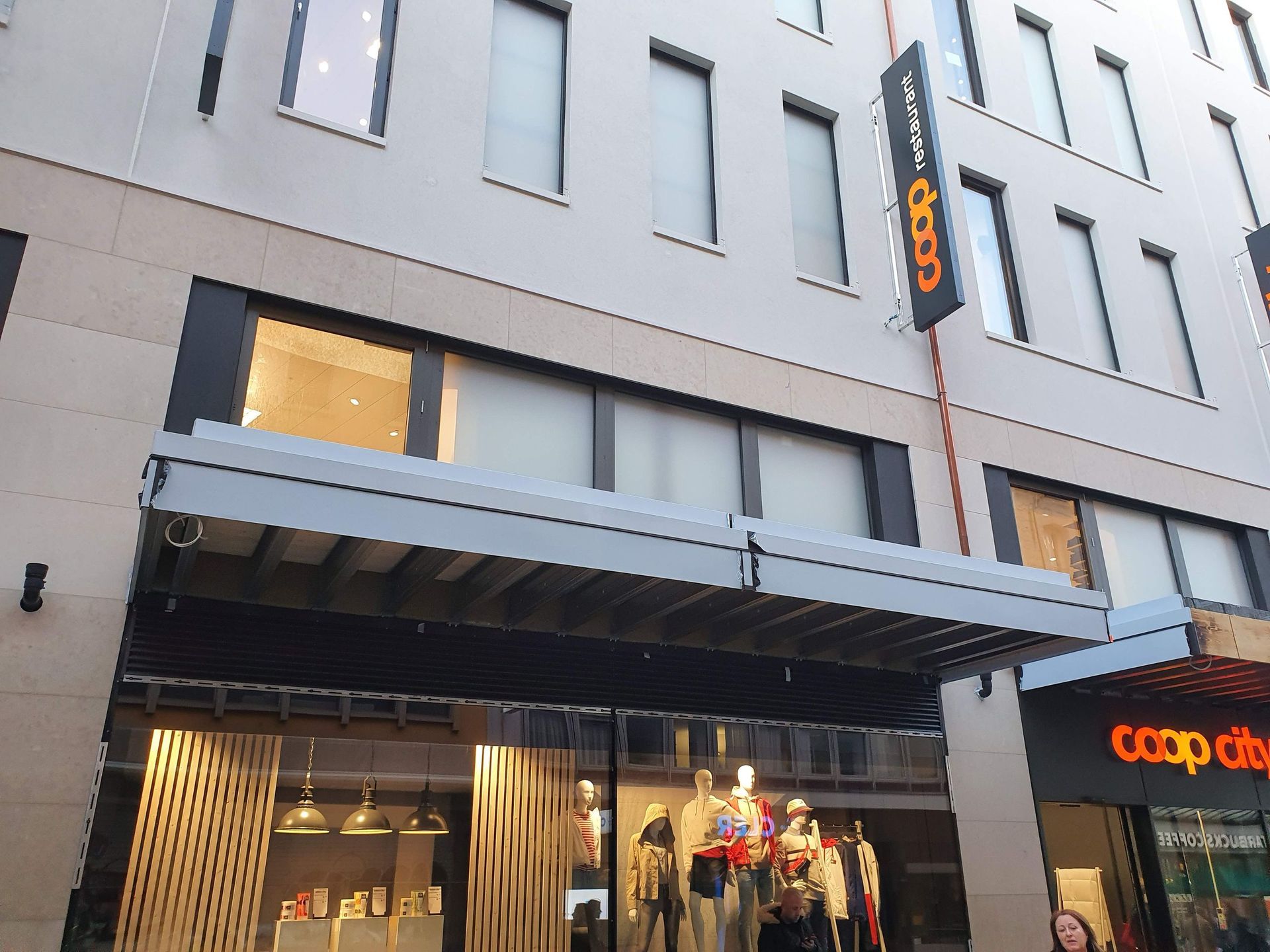 Couverture de toiture - J.R. Polyvalent Sàrl