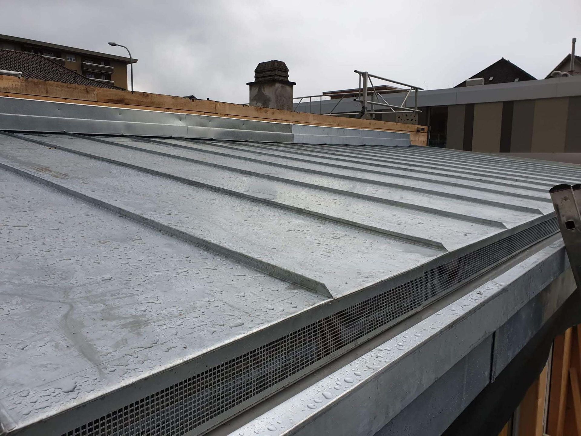 Couverture de toiture - J.R. Polyvalent Sàrl