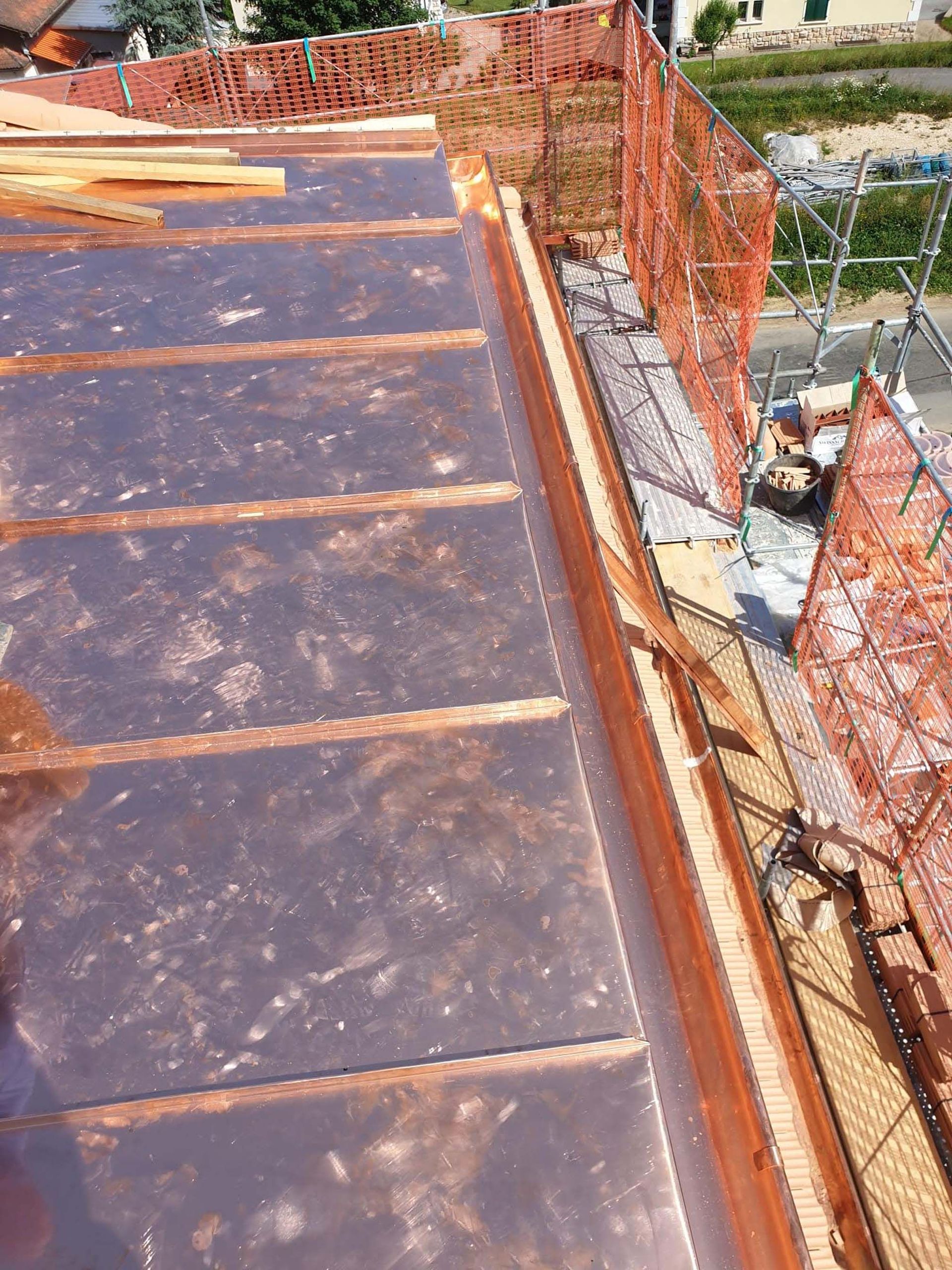 Fabrication et pose de tuiles - J.R. Polyvalent Sàrl