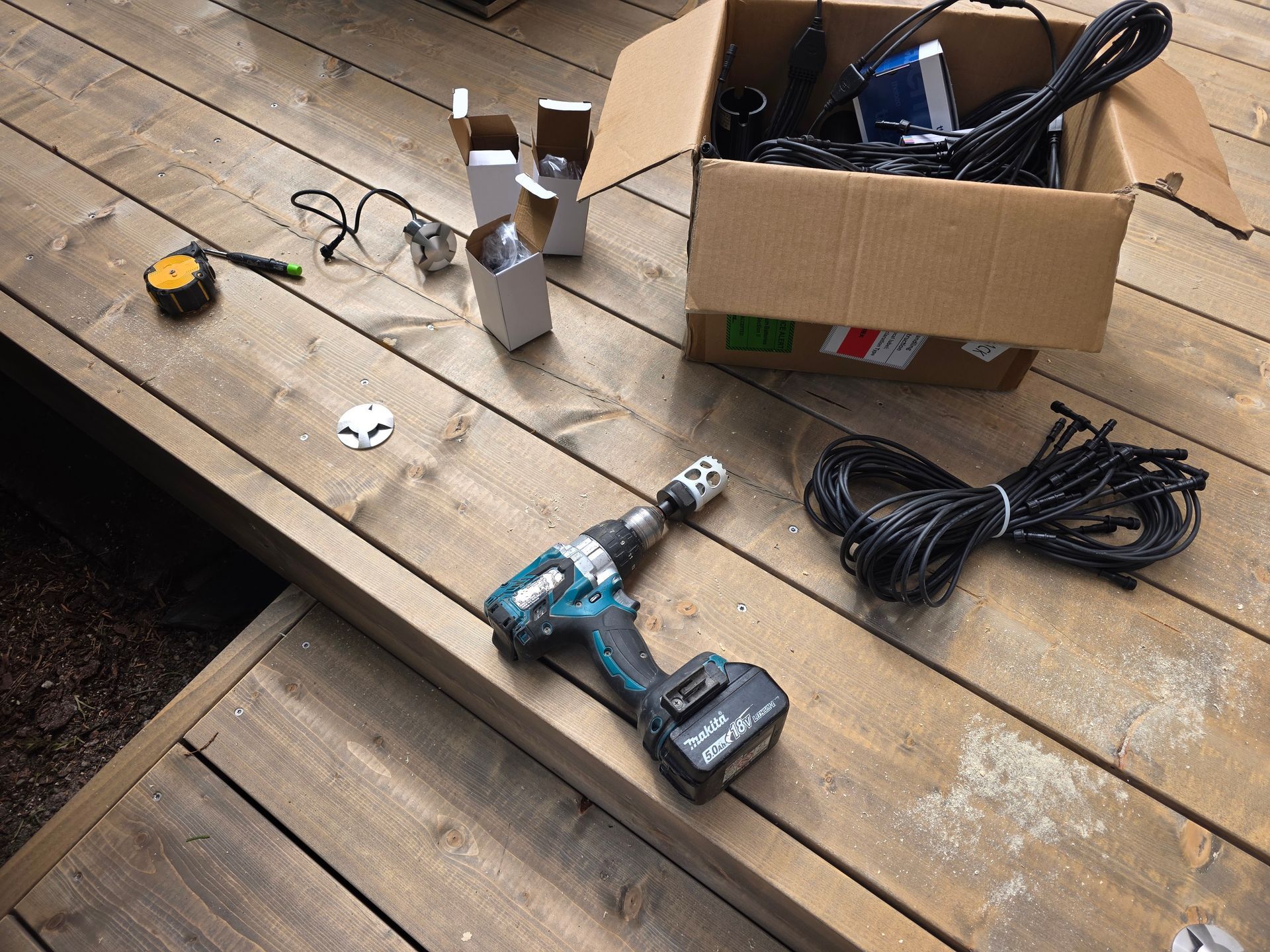 Luo Alt-tekstitunnisteet hakukoneoptimointia ja saavutettavuutta varten.