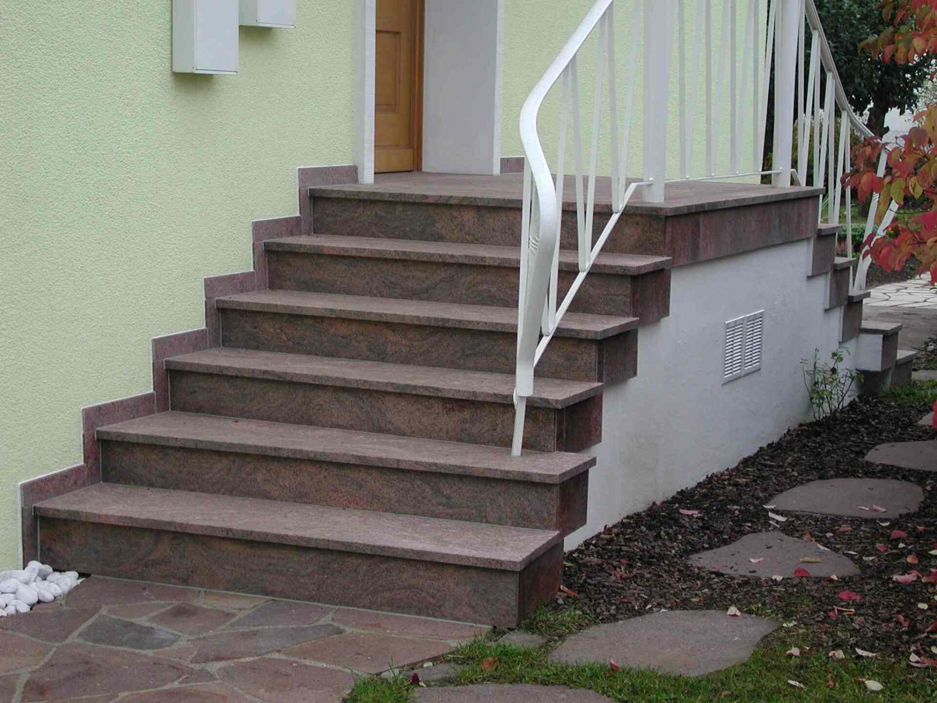 Treppenbau von Fliesen-Steger
