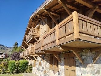 Menuiseries extérieures en bois