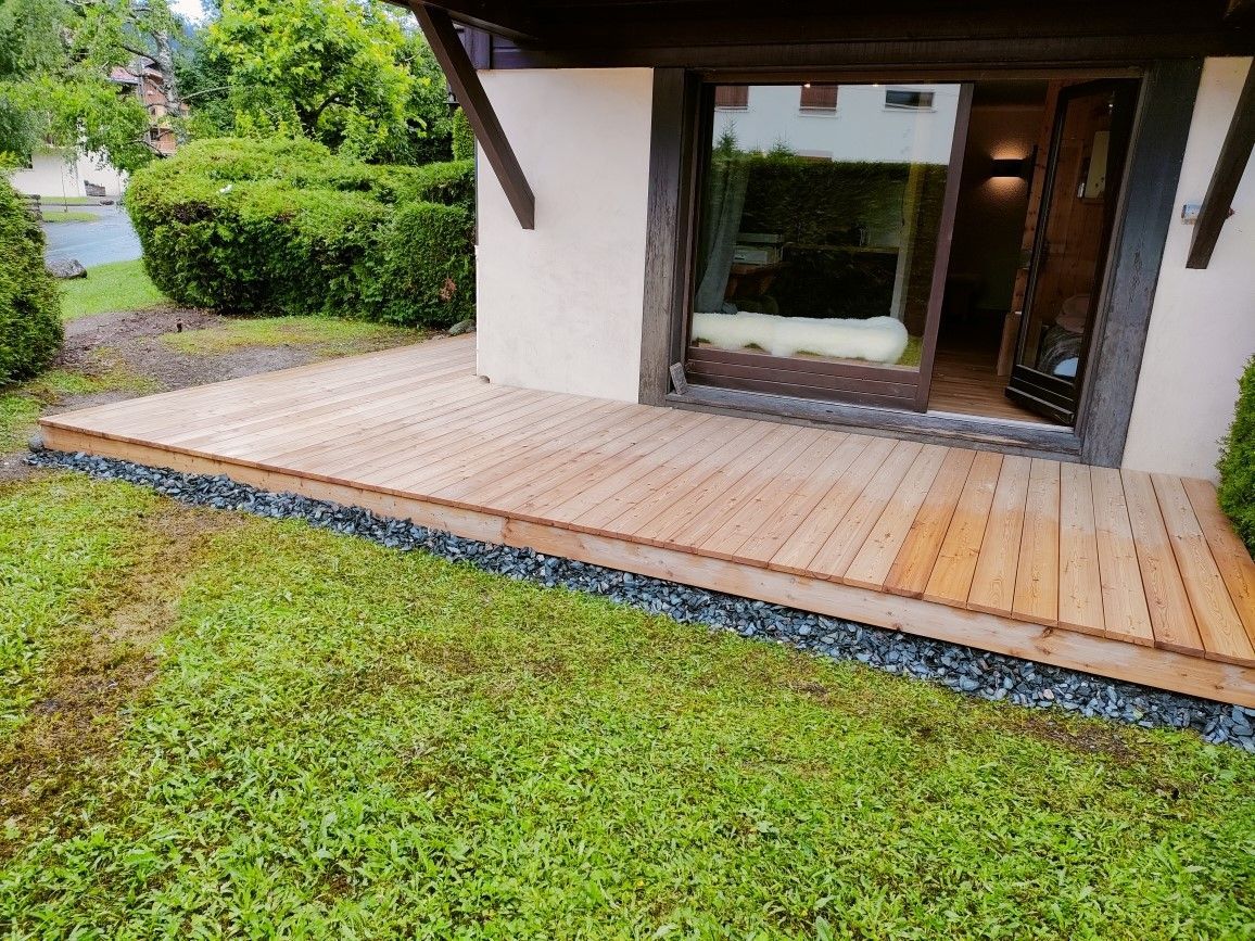 Pose terrasse en bois par Innov'Alp Bois