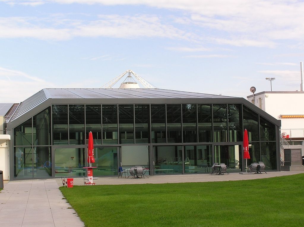 Ueberddachung Ausssenbad Erlen 2013