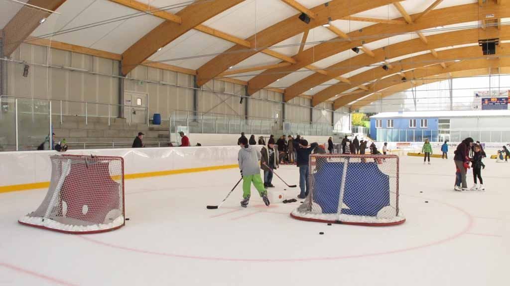 Überdachung Eisbahn Urdorf