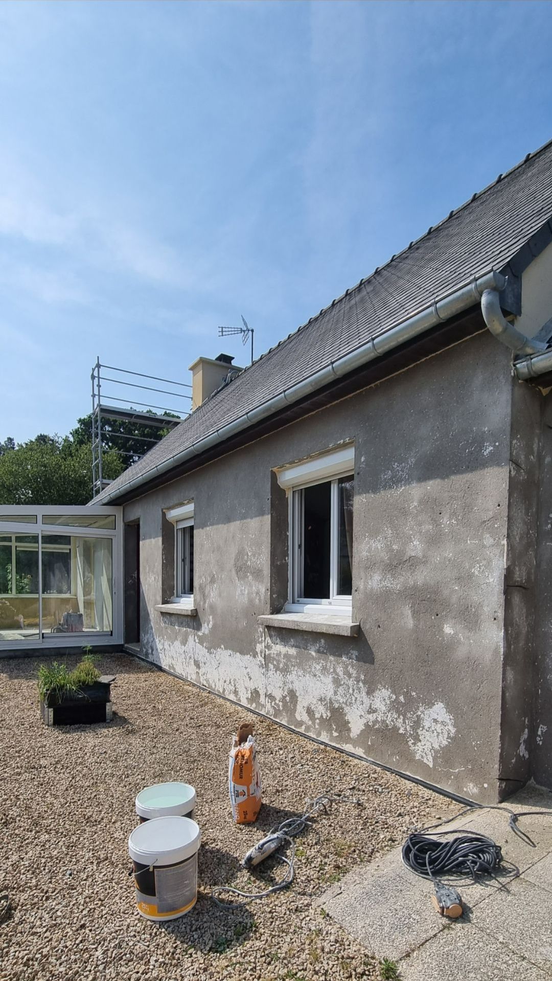 Façade avant revêtement