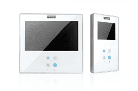 Dos timbres con vídeo de color blanco con una pantalla negra sobre fondo blanco.