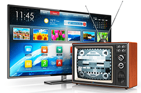 Un televisor moderno y un televisor antiguo están uno al lado del otro.