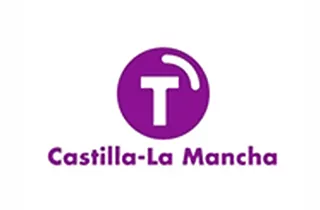 El logo de Castilla-La Mancha es morado y blanco.