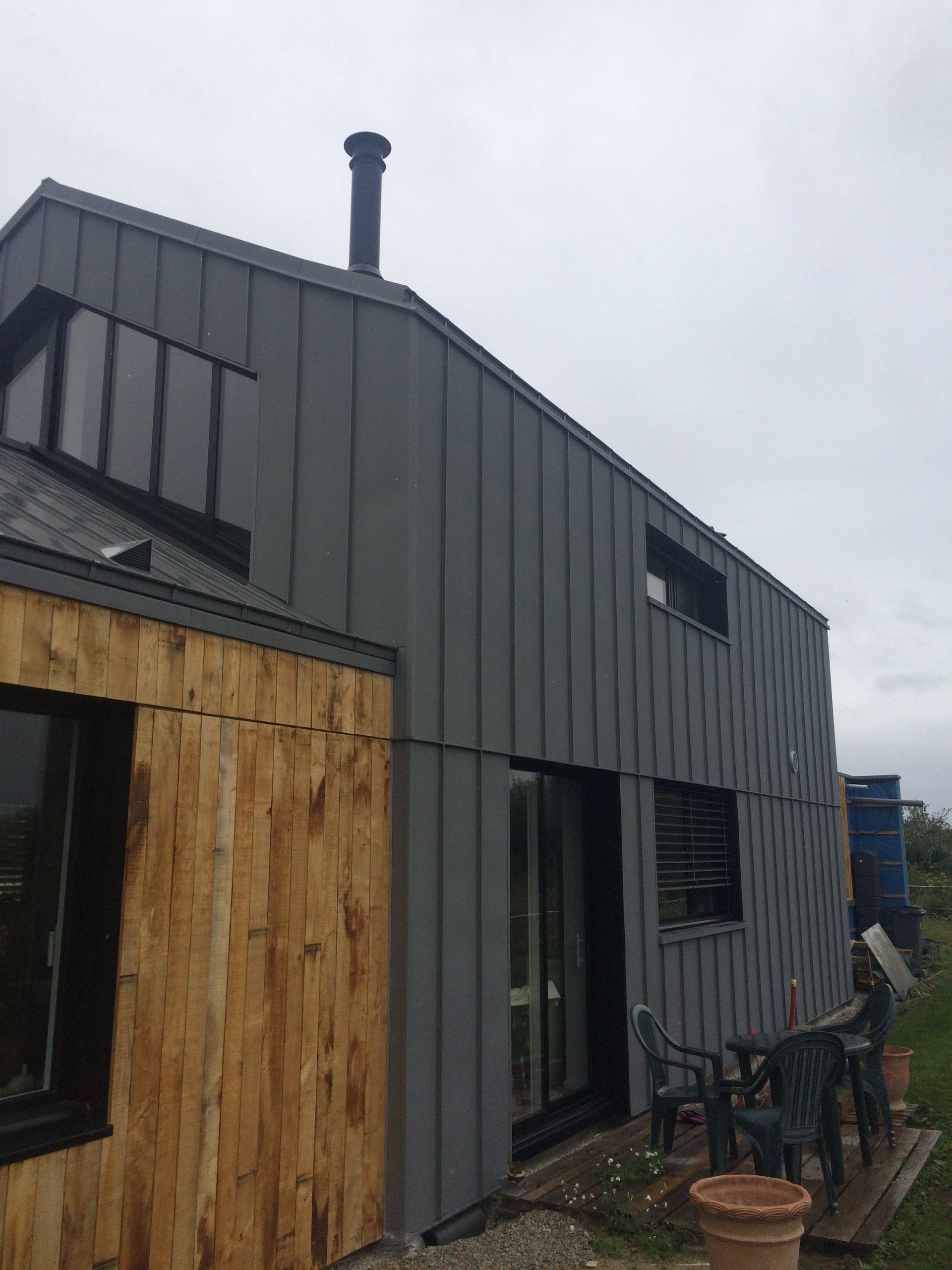 Pose de bardage zinc