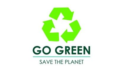 Un símbolo de reciclaje verde con las palabras 