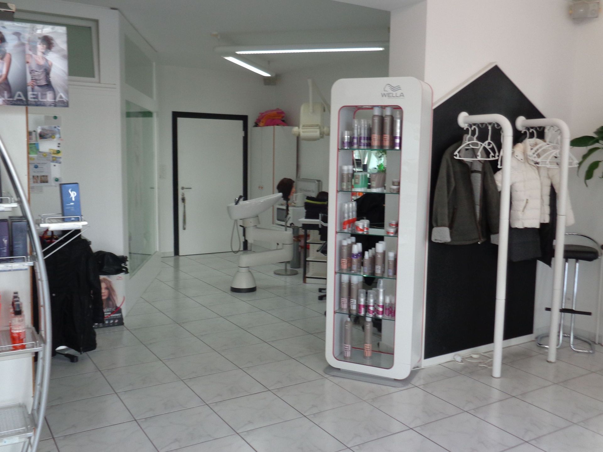 Black & White Coiffeur Meggen