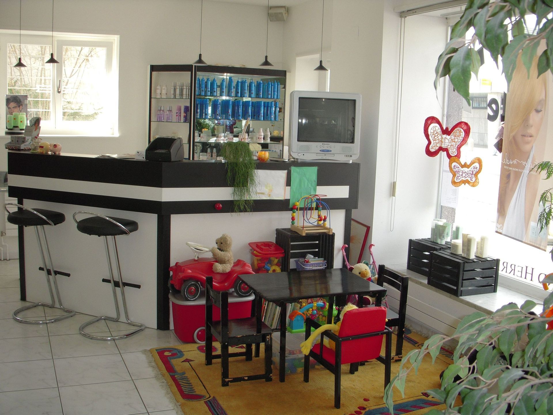 Black & White Coiffeur Meggen