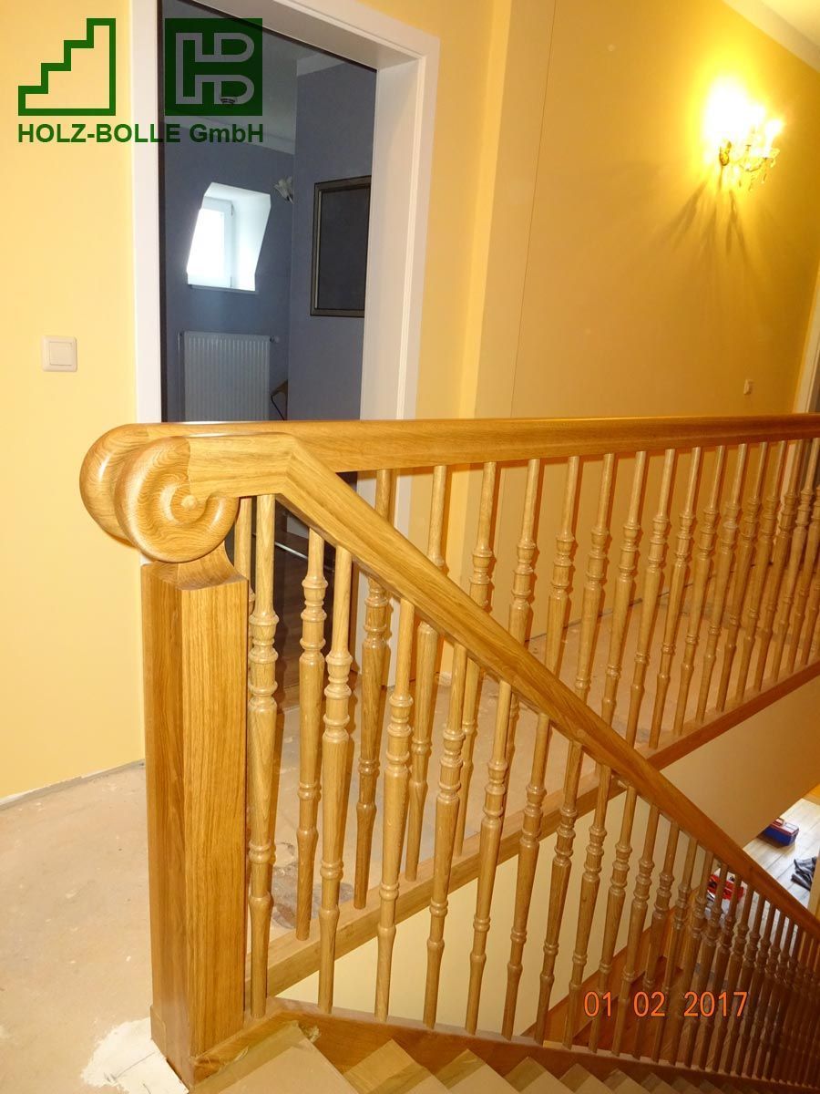 Ein Bild einer Holztreppe aufgenommen am 31. 02. 2017